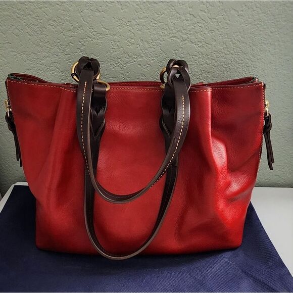 Dooney & Bourke Red Leather Florentine Large Zip Barlow Shoulder Bag NEW! - Picture 4 of 12